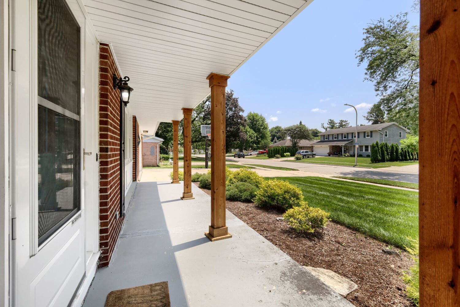 1434 Maple Lane, Elgin, IL 60123 1434 Maple Lane, Elgin, IL 60123