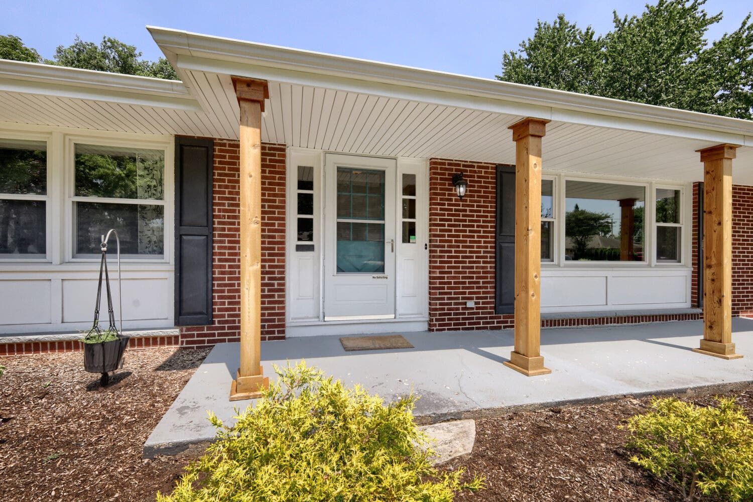 1434 Maple Lane, Elgin, IL 60123 1434 Maple Lane, Elgin, IL 60123