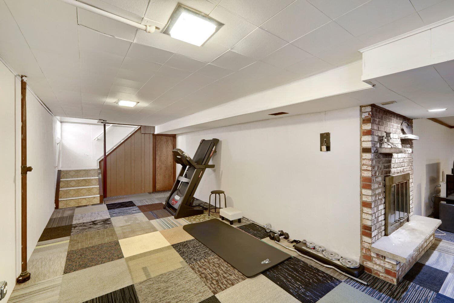 1434 Maple Lane, Elgin, IL 60123 1434 Maple Lane, Elgin, IL 60123