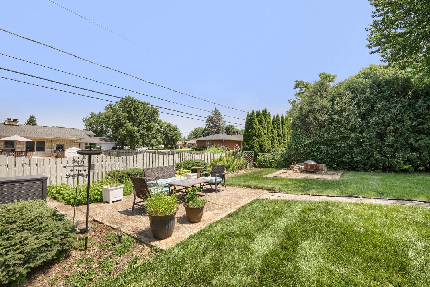 1434 Maple Lane, Elgin, IL 60123 1434 Maple Lane, Elgin, IL 60123