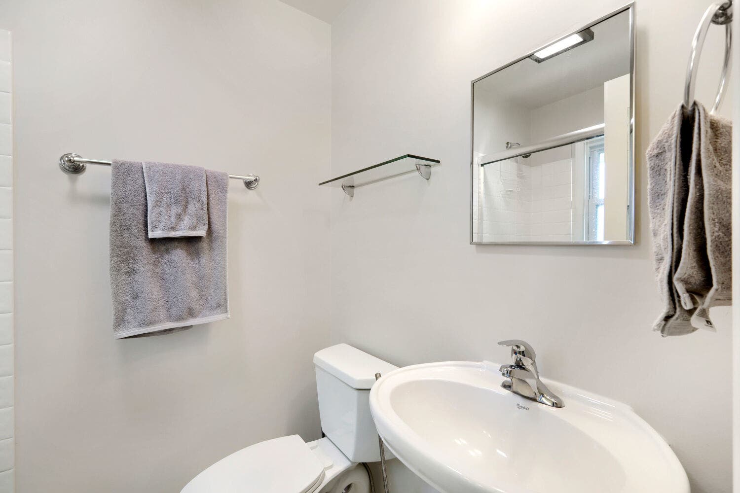 1434 Maple Lane, Elgin, IL 60123 1434 Maple Lane, Elgin, IL 60123