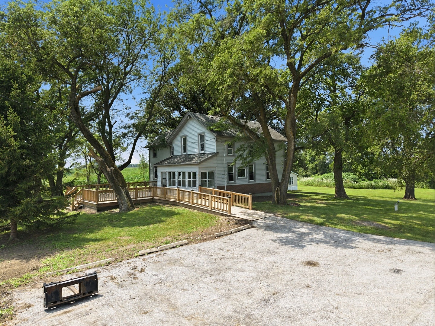 2737 E Indiana Avenue, Beecher, IL 60401 2737 E Indiana Avenue, Beecher, IL 60401