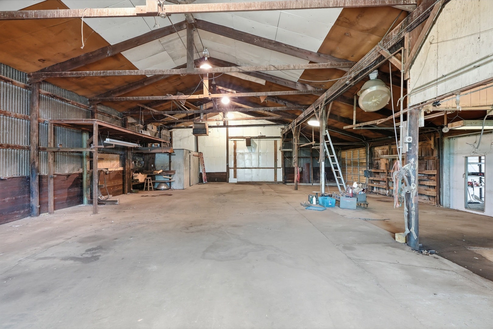 2737 E Indiana Avenue, Beecher, IL 60401 2737 E Indiana Avenue, Beecher, IL 60401