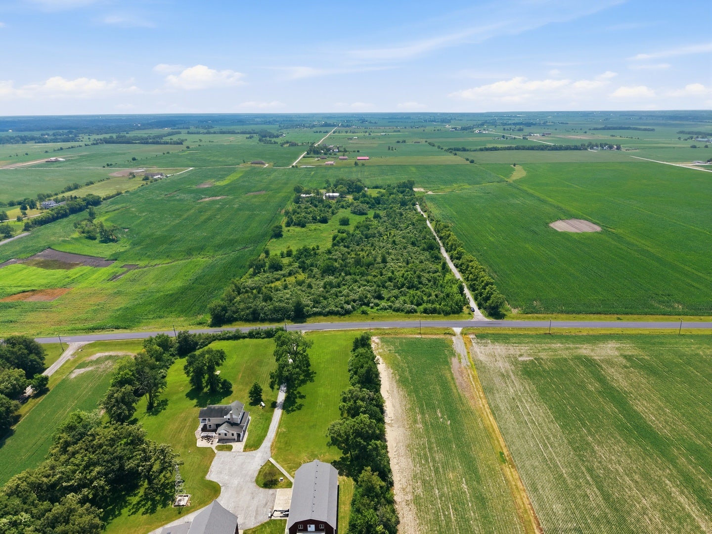 2737 E Indiana Avenue, Beecher, IL 60401 2737 E Indiana Avenue, Beecher, IL 60401