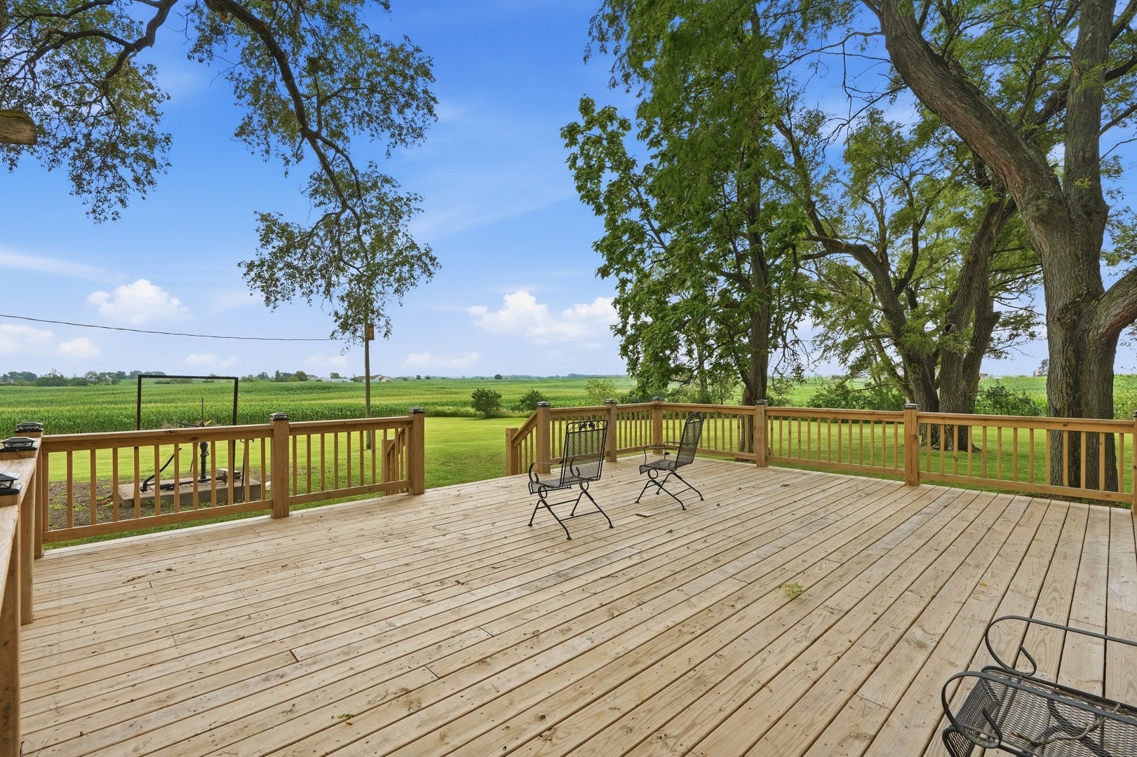 2737 E Indiana Avenue, Beecher, IL 60401 2737 E Indiana Avenue, Beecher, IL 60401