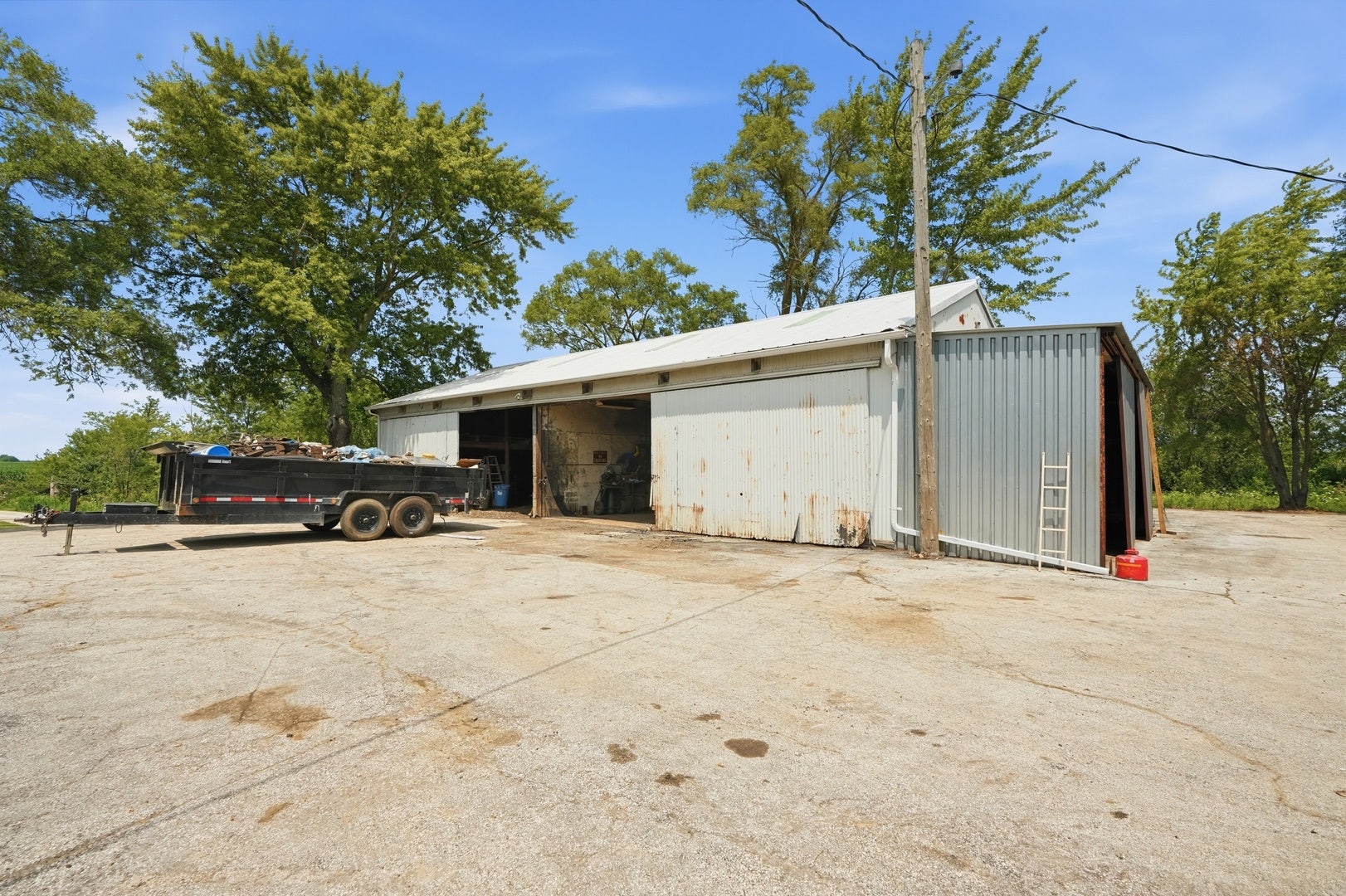 2737 E Indiana Avenue, Beecher, IL 60401 2737 E Indiana Avenue, Beecher, IL 60401