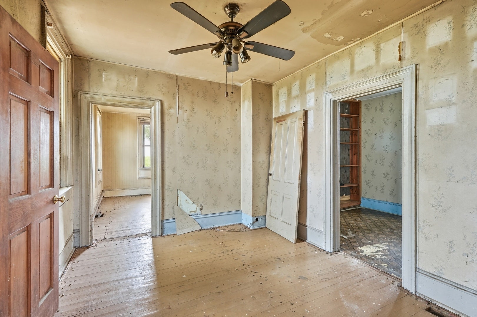 2737 E Indiana Avenue, Beecher, IL 60401 2737 E Indiana Avenue, Beecher, IL 60401