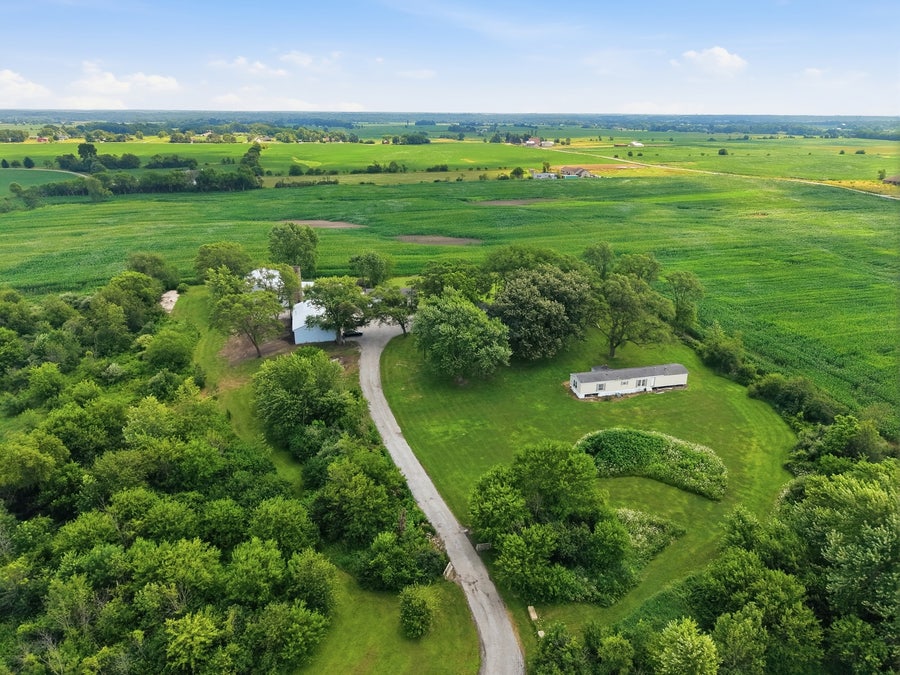 Property photo for 2737 E Indiana Avenue, Beecher, IL