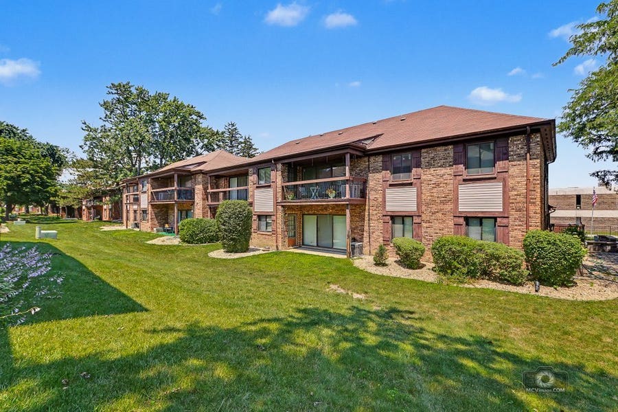 Property photo for 3201 184th Street, #2B, Homewood, IL