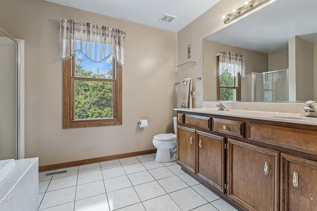 505 BOARDMAN Circle, Bolingbrook, IL 60440 505 BOARDMAN Circle, Bolingbrook, IL 60440