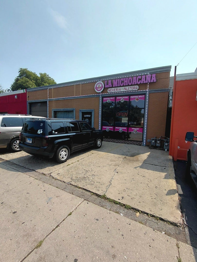 2nd unit rental Ice Cream Shop