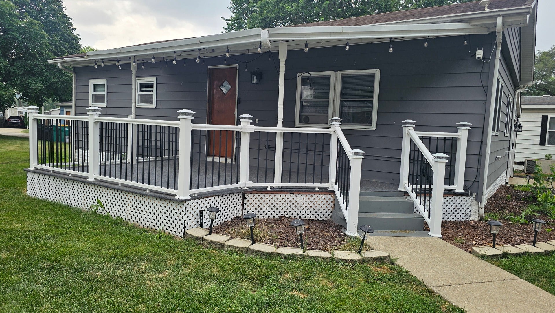 209 Melbrooke Road, Elgin, IL 60123 209 Melbrooke Road, Elgin, IL 60123