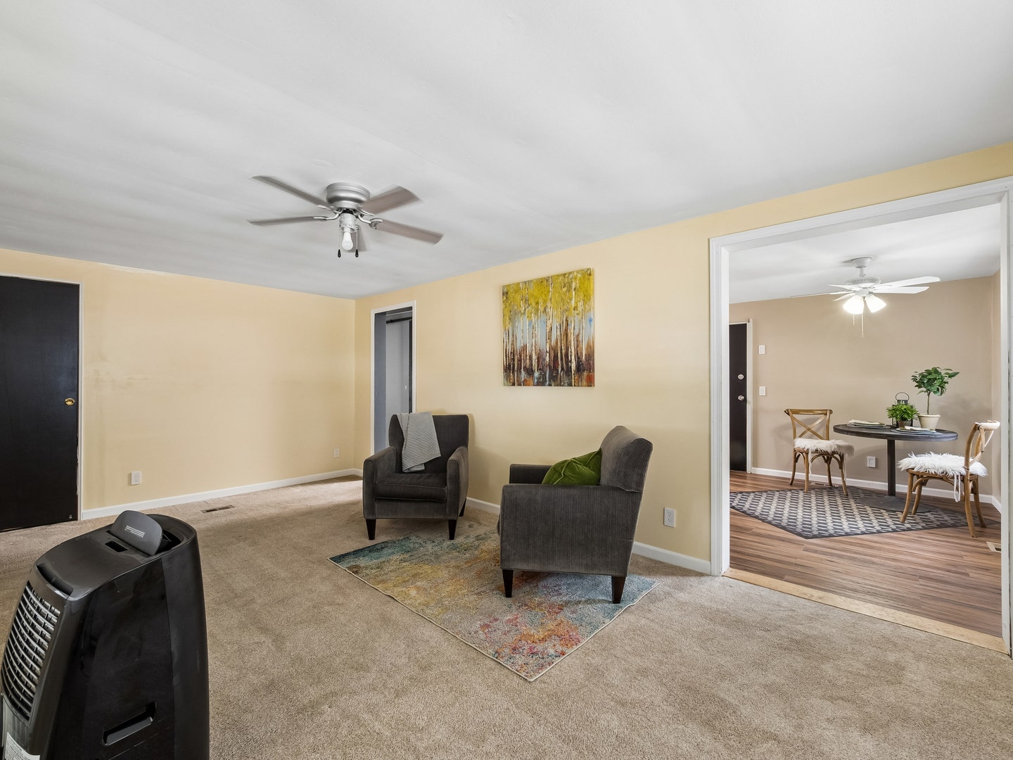 209 Melbrooke Road, Elgin, IL 60123 209 Melbrooke Road, Elgin, IL 60123