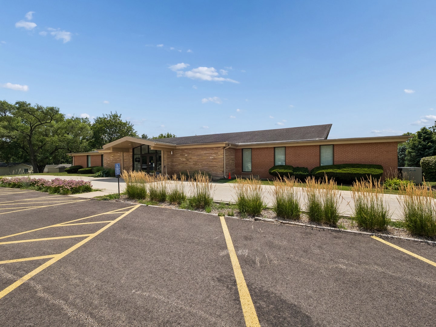 209 Melbrooke Road, Elgin, IL 60123 209 Melbrooke Road, Elgin, IL 60123