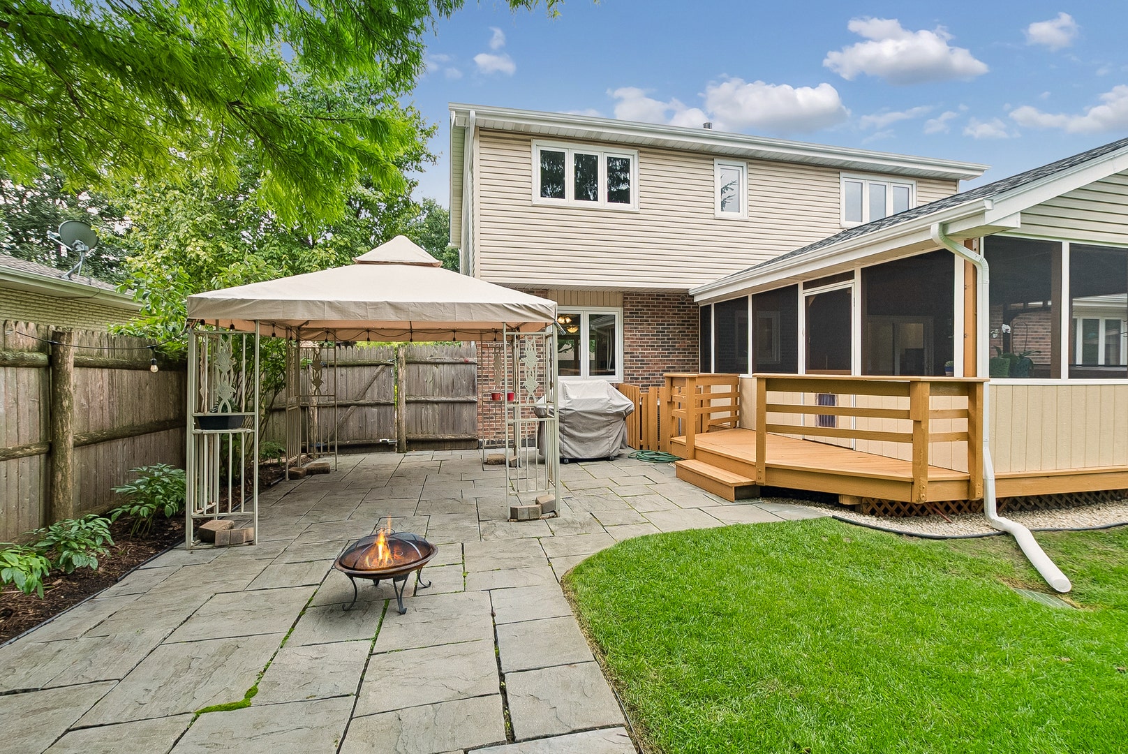 7217 Lyman Avenue, Downers Grove, IL 60516