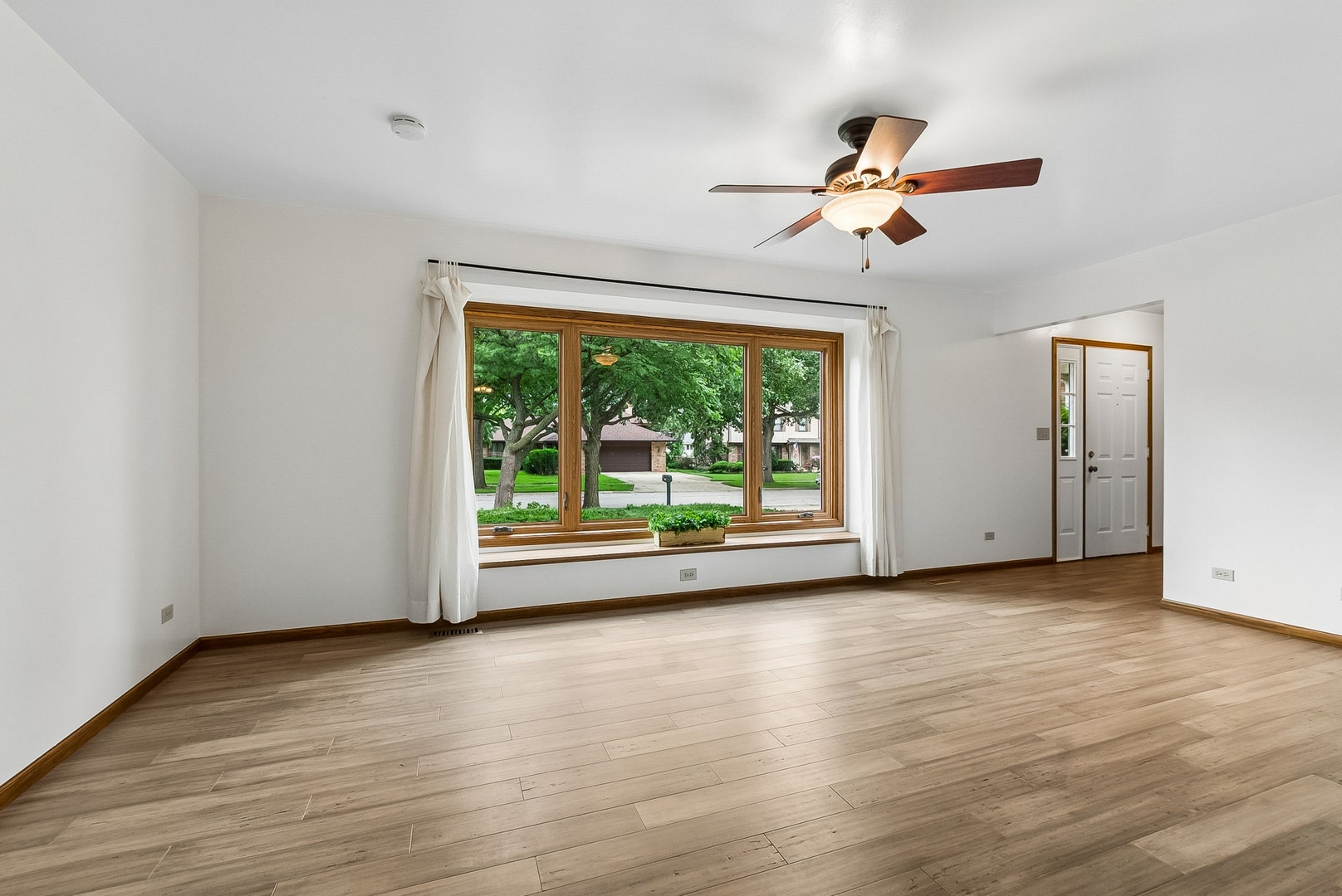 7217 Lyman Avenue, Downers Grove, IL 60516