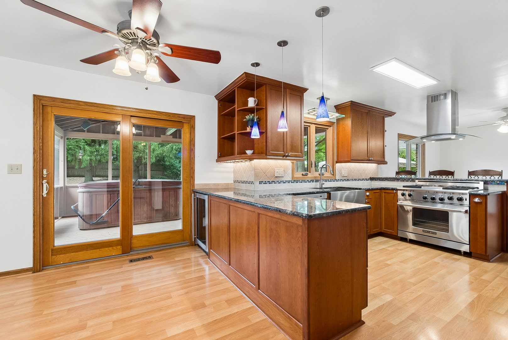 7217 Lyman Avenue, Downers Grove, IL 60516
