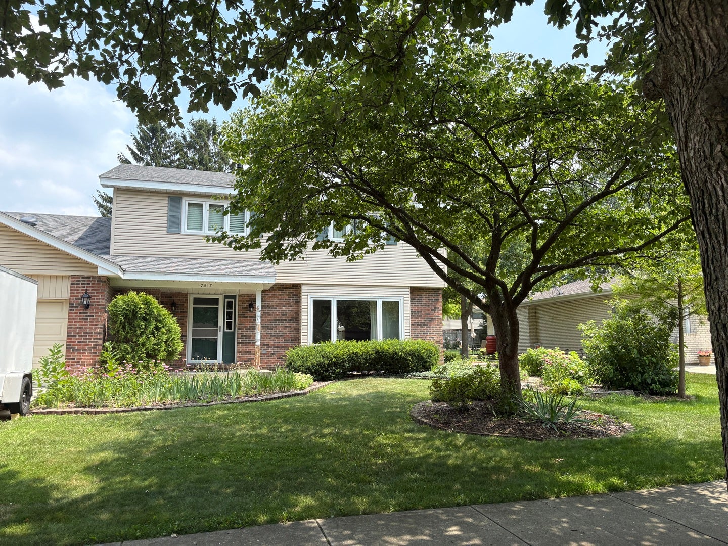 7217 Lyman Avenue, Downers Grove, IL 60516