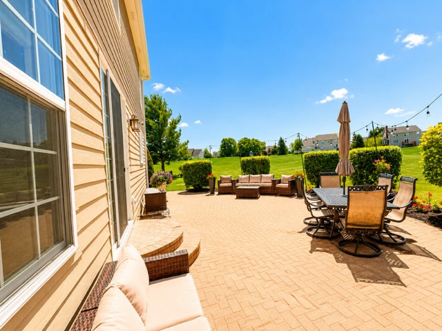 11 Harrington Court, Hawthorn Woods, IL 60047 11 Harrington Court, Hawthorn Woods, IL 60047