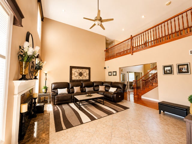 11 Harrington Court, Hawthorn Woods, IL 60047 11 Harrington Court, Hawthorn Woods, IL 60047