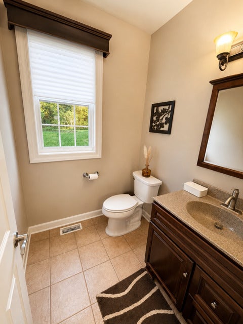 11 Harrington Court, Hawthorn Woods, IL 60047 11 Harrington Court, Hawthorn Woods, IL 60047