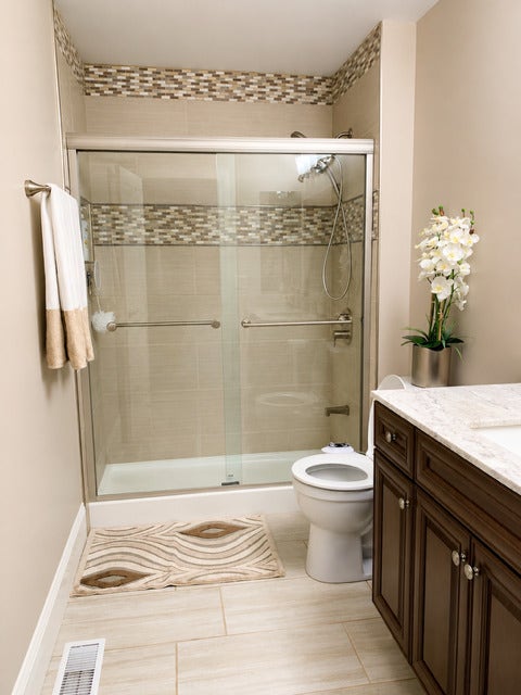 11 Harrington Court, Hawthorn Woods, IL 60047 11 Harrington Court, Hawthorn Woods, IL 60047