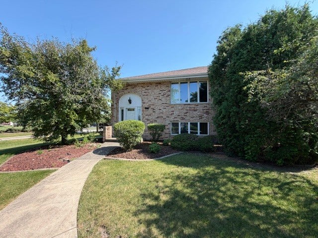 7225 W 153rd Court, #7225, Orland Park, IL 60462 7225 W 153rd Court, #7225, Orland Park, IL 60462