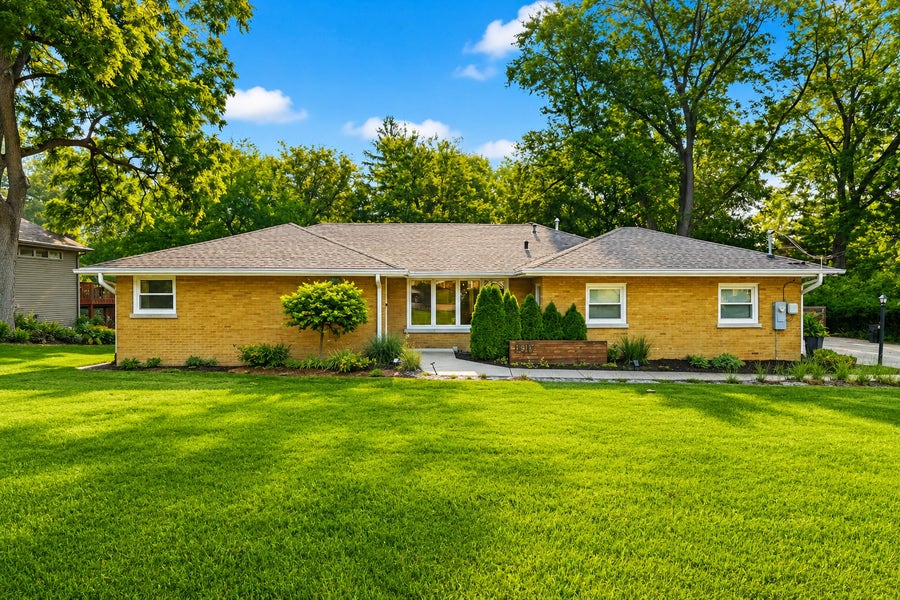 Property photo for 11917 S Timberlane Drive, Palos Park, IL