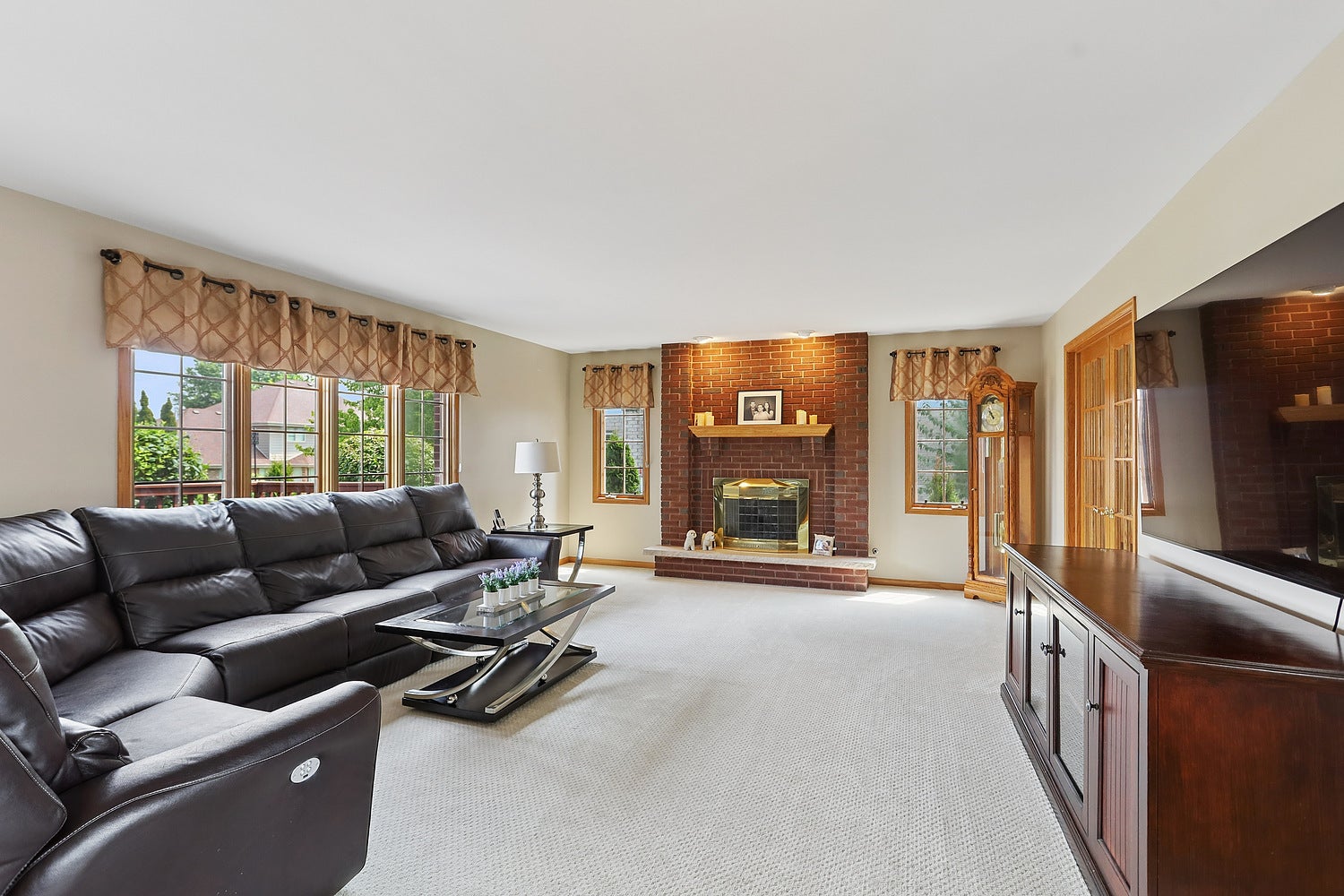 10536 Pentagon Drive, Orland Park, IL 60467 10536 Pentagon Drive, Orland Park, IL 60467