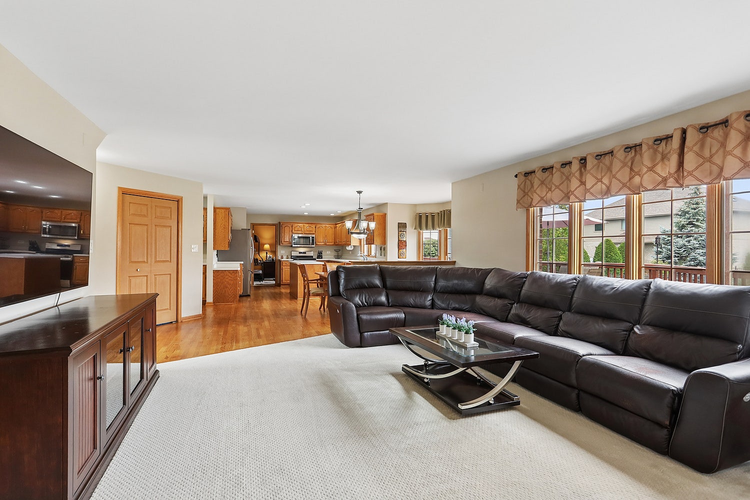 10536 Pentagon Drive, Orland Park, IL 60467 10536 Pentagon Drive, Orland Park, IL 60467