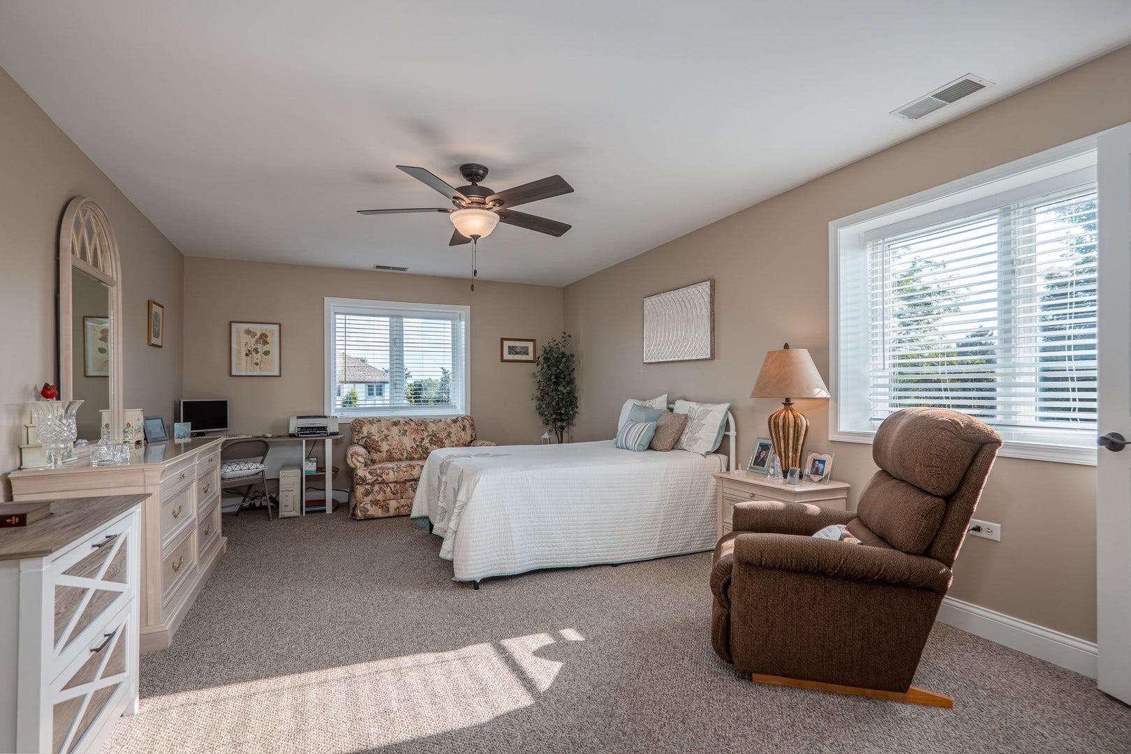 6299 Misty Pines Court, #3, Tinley Park, IL 60477 6299 Misty Pines Court, #3, Tinley Park, IL 60477