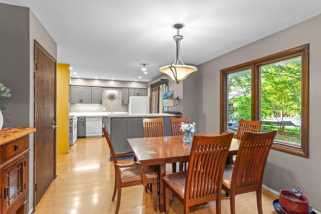 2100 59th Street, Downers Grove, IL 60516