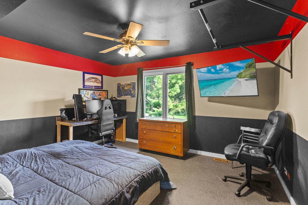2100 59th Street, Downers Grove, IL 60516