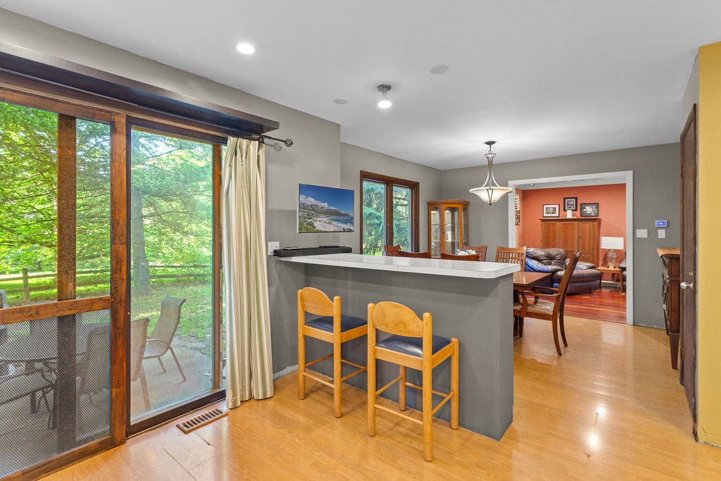 2100 59th Street, Downers Grove, IL 60516