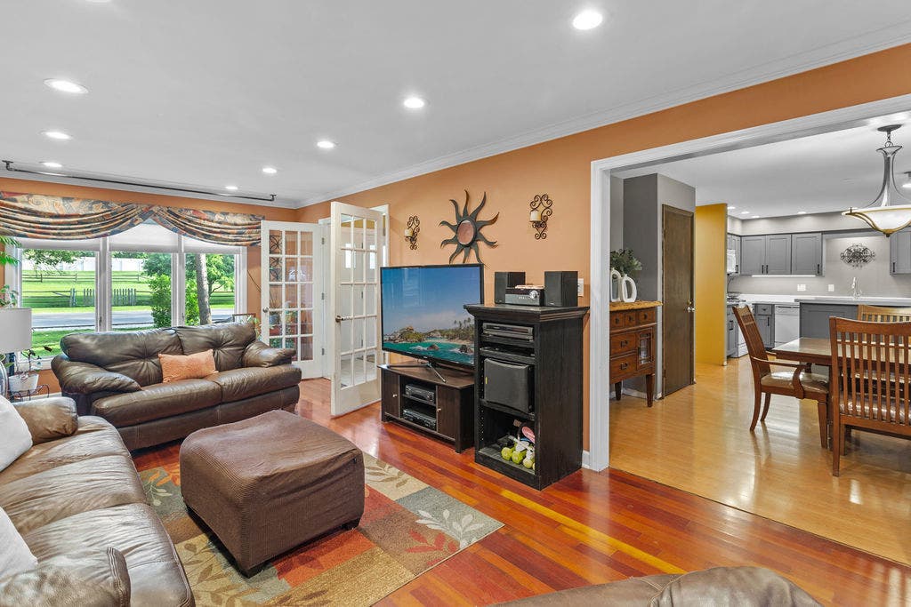 2100 59th Street, Downers Grove, IL 60516