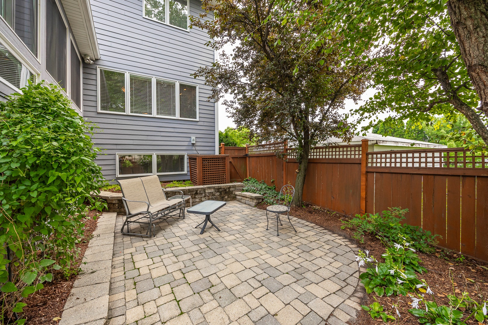 4620 Woodward Avenue, Downers Grove, IL 60515 4620 Woodward Avenue, Downers Grove, IL 60515