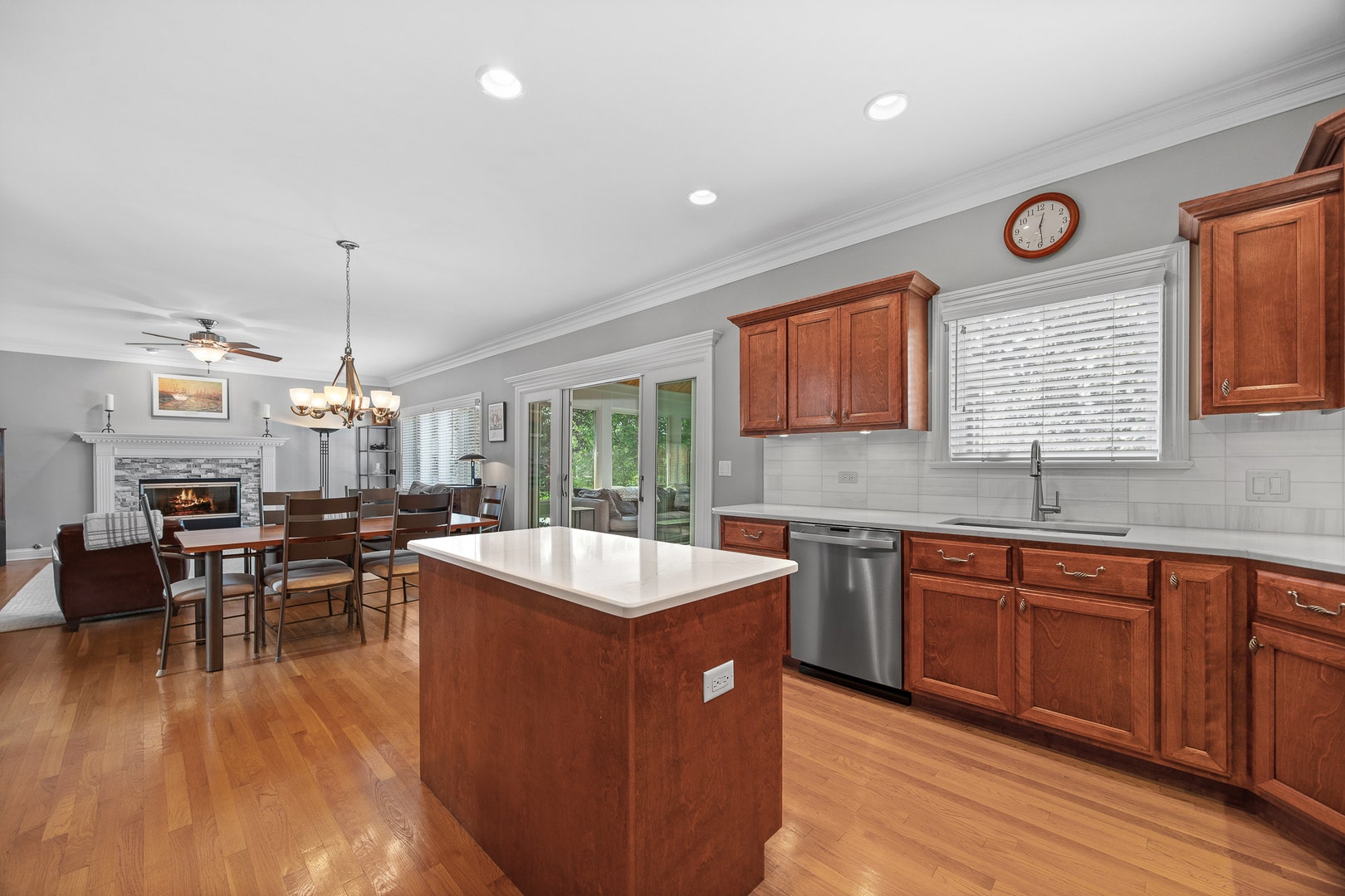 4620 Woodward Avenue, Downers Grove, IL 60515 4620 Woodward Avenue, Downers Grove, IL 60515