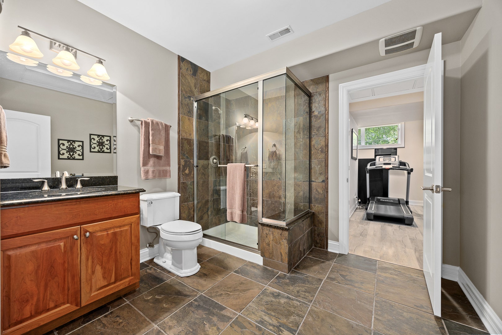4620 Woodward Avenue, Downers Grove, IL 60515 4620 Woodward Avenue, Downers Grove, IL 60515