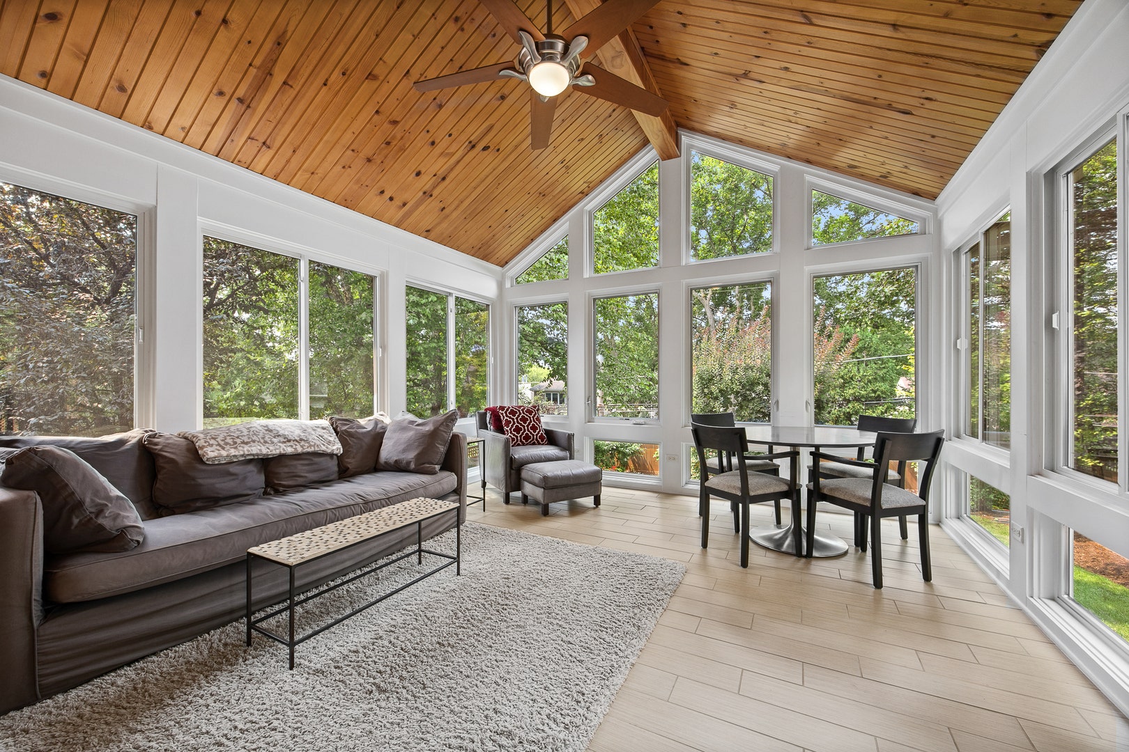 4620 Woodward Avenue, Downers Grove, IL 60515 4620 Woodward Avenue, Downers Grove, IL 60515