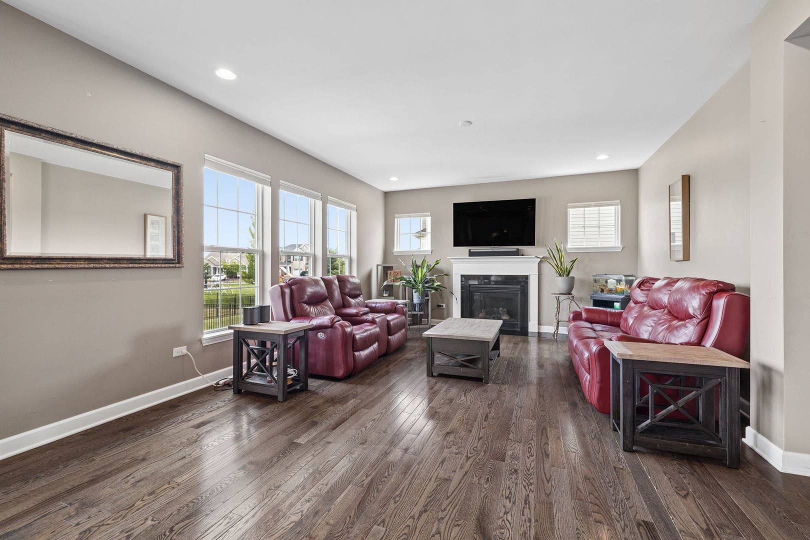 13824 Amelia Drive, Lemont, IL 60439