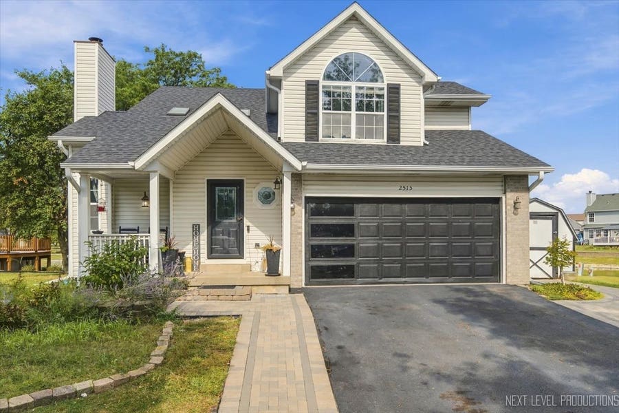 Property photo for 2515 Northlake Court, Lockport, IL