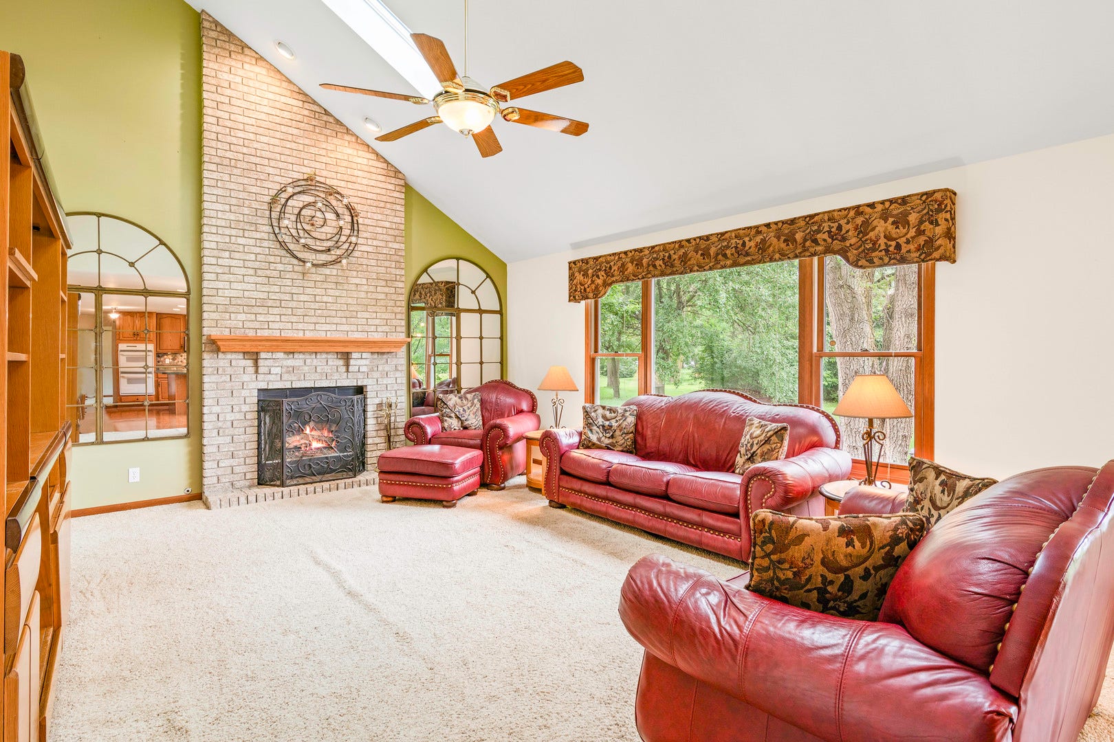 997 S Hampton Court, Aurora, IL 60506 997 S Hampton Court, Aurora, IL 60506