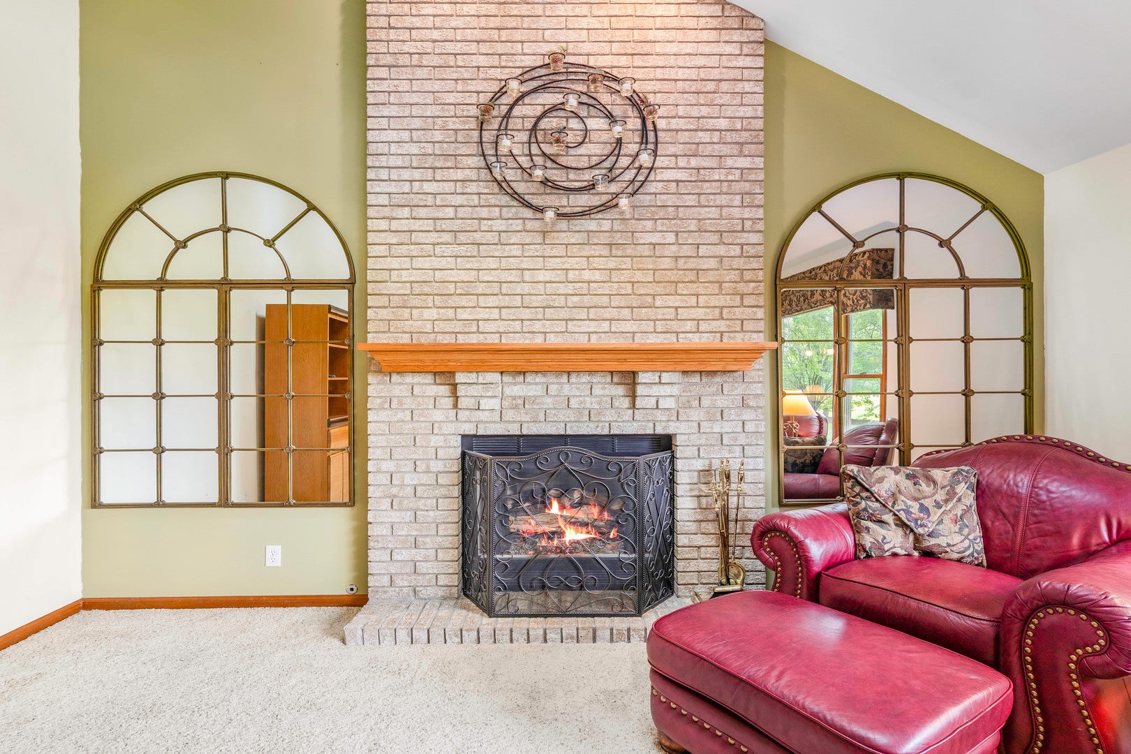 997 S Hampton Court, Aurora, IL 60506 997 S Hampton Court, Aurora, IL 60506