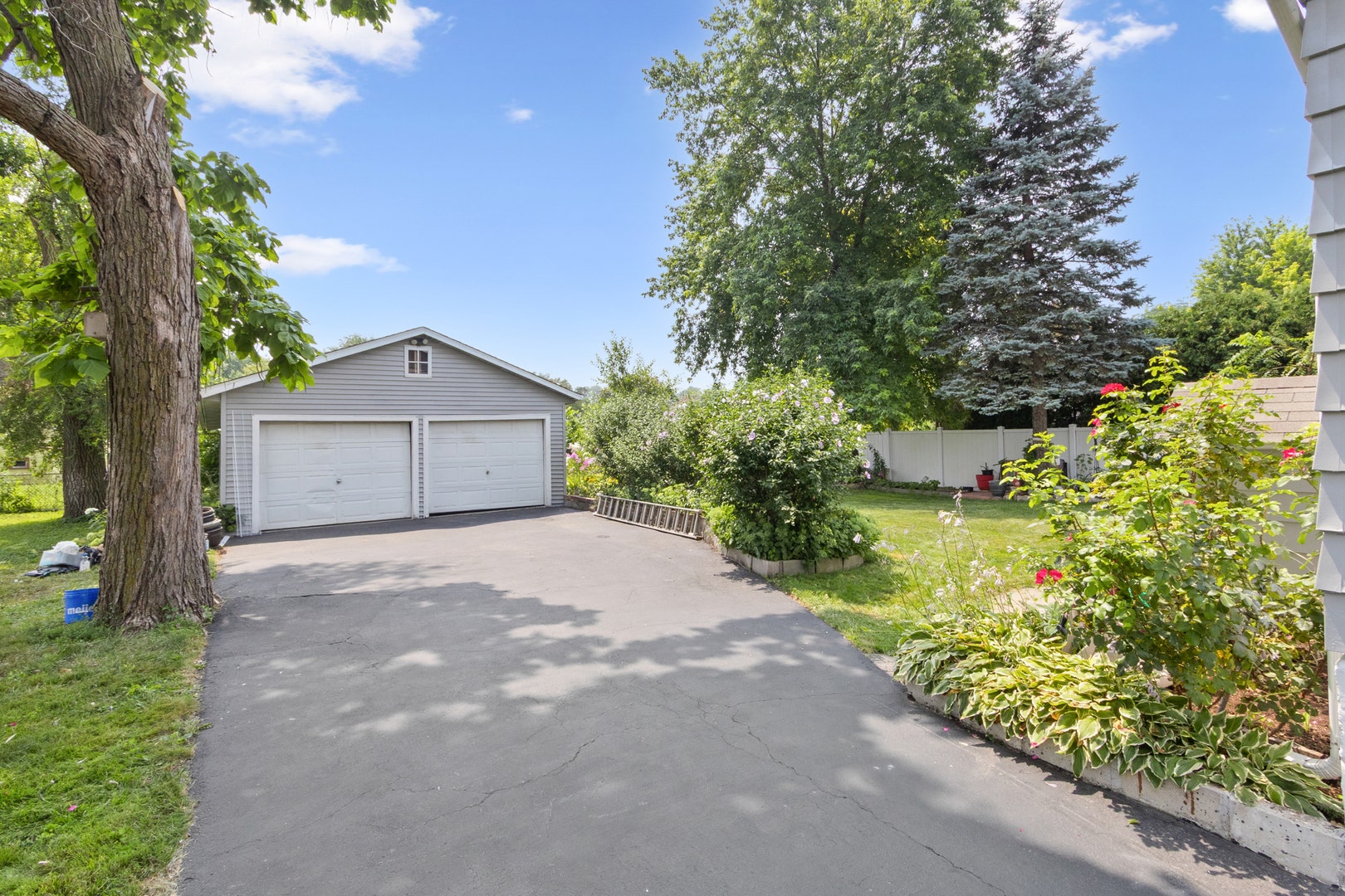 814 Meeker Avenue, Joliet, IL 60432 814 Meeker Avenue, Joliet, IL 60432