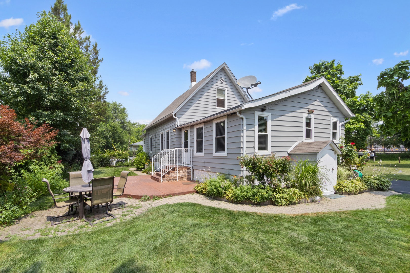 814 Meeker Avenue, Joliet, IL 60432 814 Meeker Avenue, Joliet, IL 60432