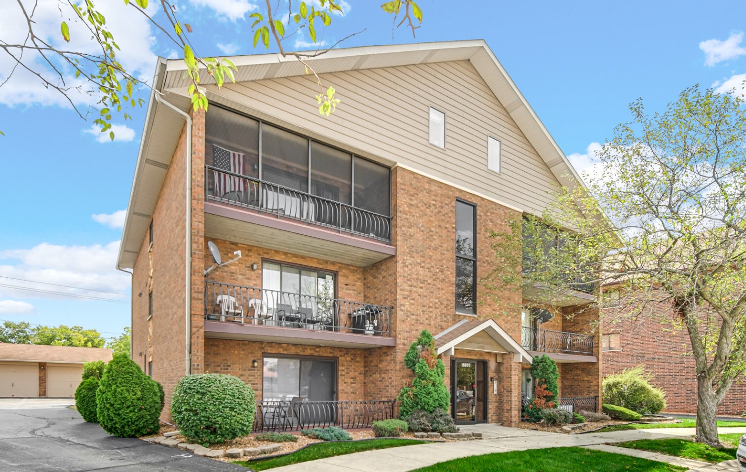 16807 81st Avenue, #1S, Tinley Park, IL 60477