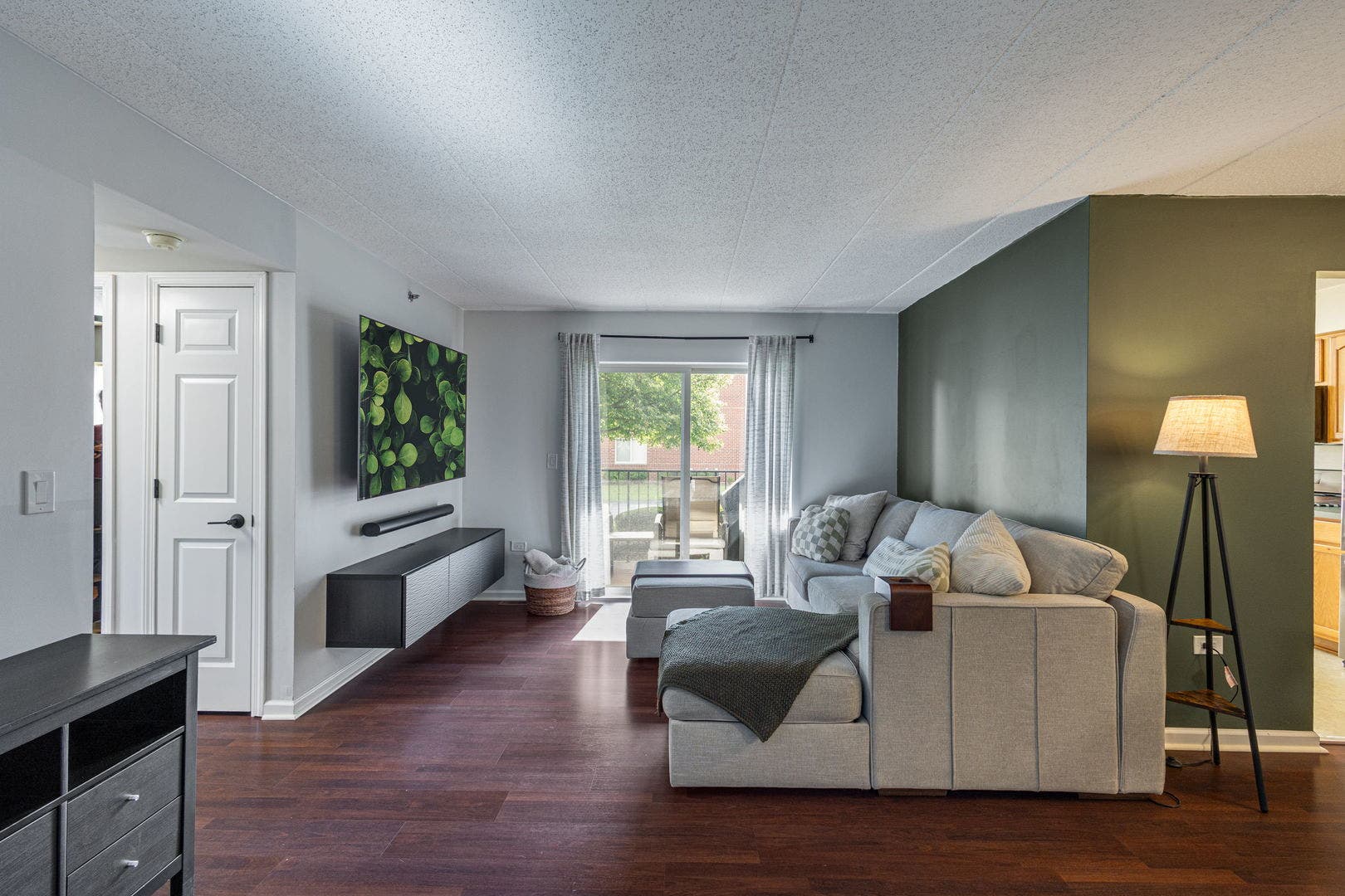 7025 Heritage Circle, #1B, Orland Park, IL 60462 7025 Heritage Circle, #1B, Orland Park, IL 60462