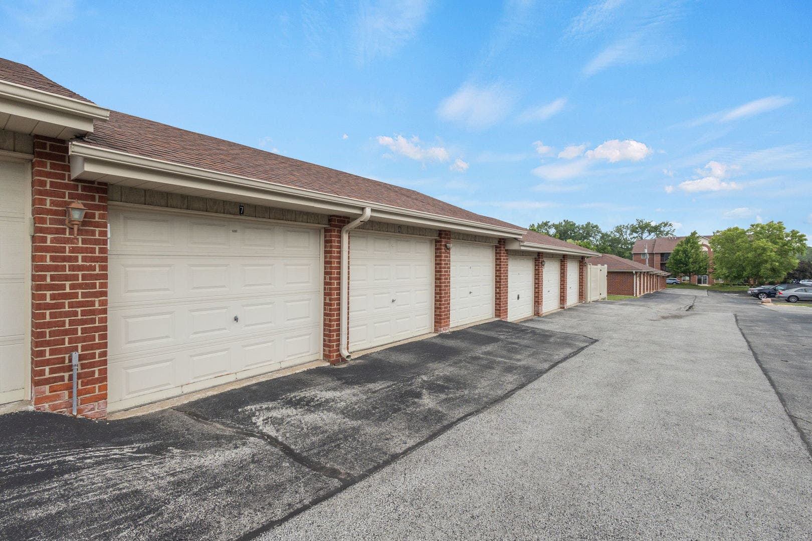 7025 Heritage Circle, #1B, Orland Park, IL 60462 7025 Heritage Circle, #1B, Orland Park, IL 60462