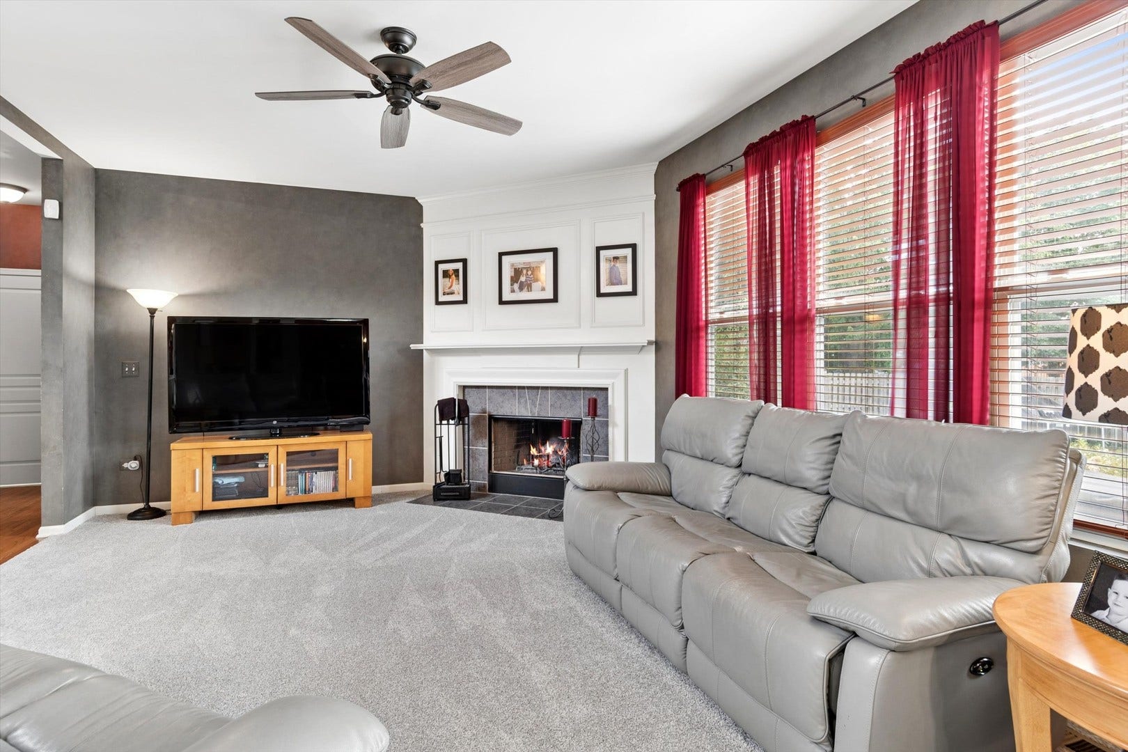 223 Clubhouse Street, Bolingbrook, IL 60490 223 Clubhouse Street, Bolingbrook, IL 60490
