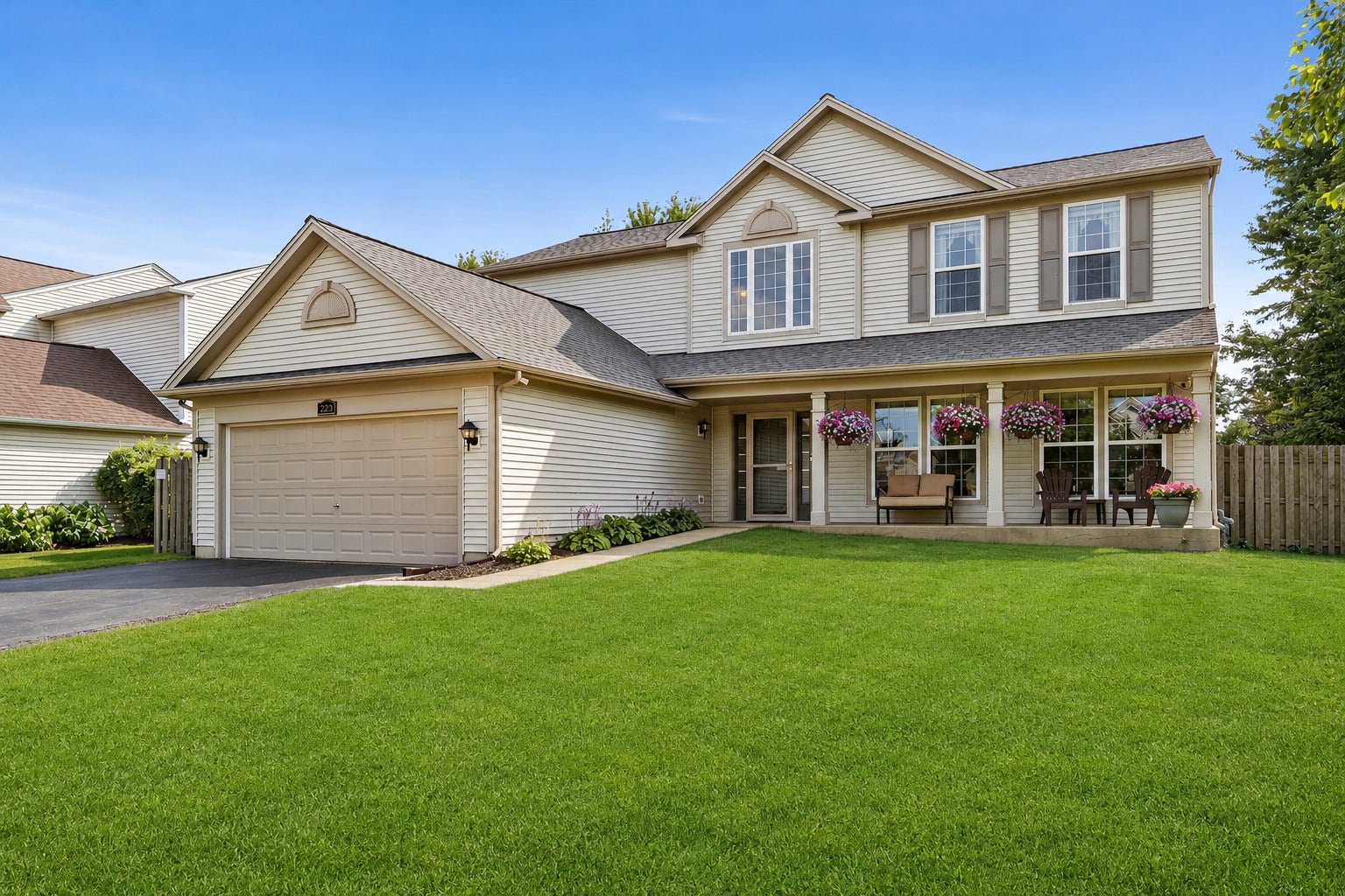 223 Clubhouse Street, Bolingbrook, IL 60490 223 Clubhouse Street, Bolingbrook, IL 60490
